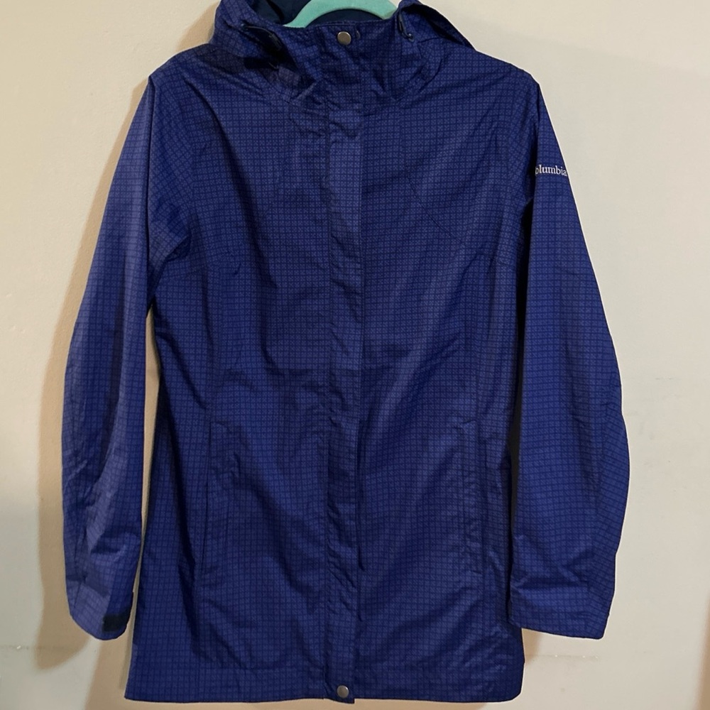 Columbia Blue & Black Print Full Zip Hooded Omnitech Jacket Mid-Length Medium.